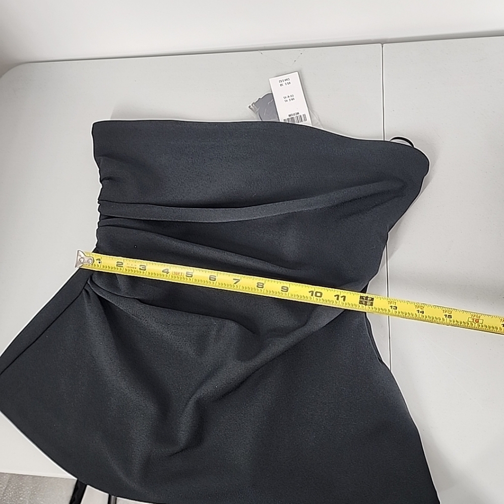 NEW Abercrombie & Fitch Strapless Side Ruched Top Size Medium Black fitted - Picture 9 of 11